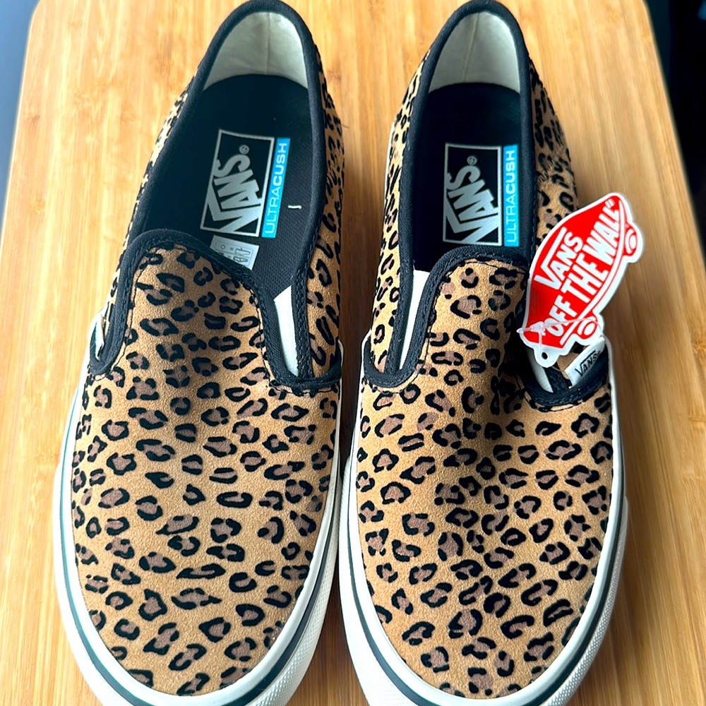 New Vans slip-on mini leopard
